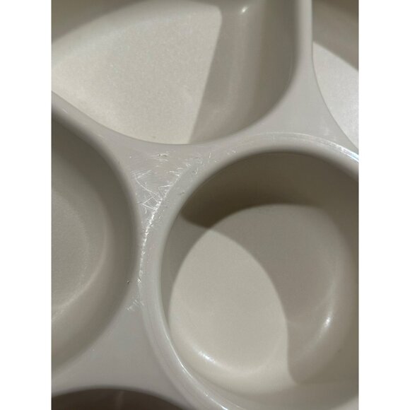 VTG Tupperware Veggie Divided Condiment Serving Tray With Lid #1665-3 - Picture 3 of 7